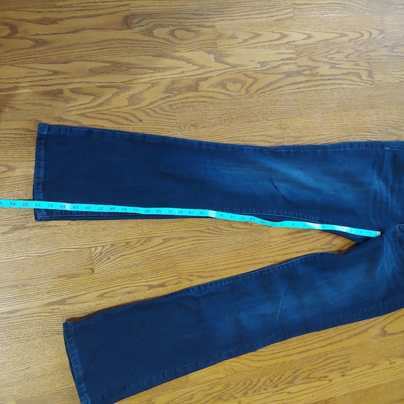 Banana Republic Slim Bootcut Dark Wash Jeans - Picture 3 of 6